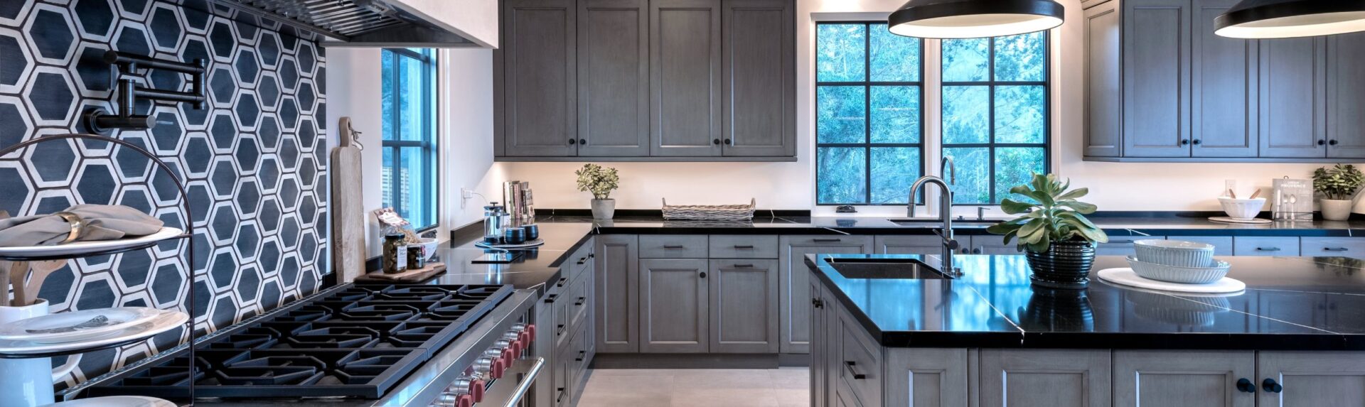 Gray Clear Alder Cabinets in Beautiful Kitchen