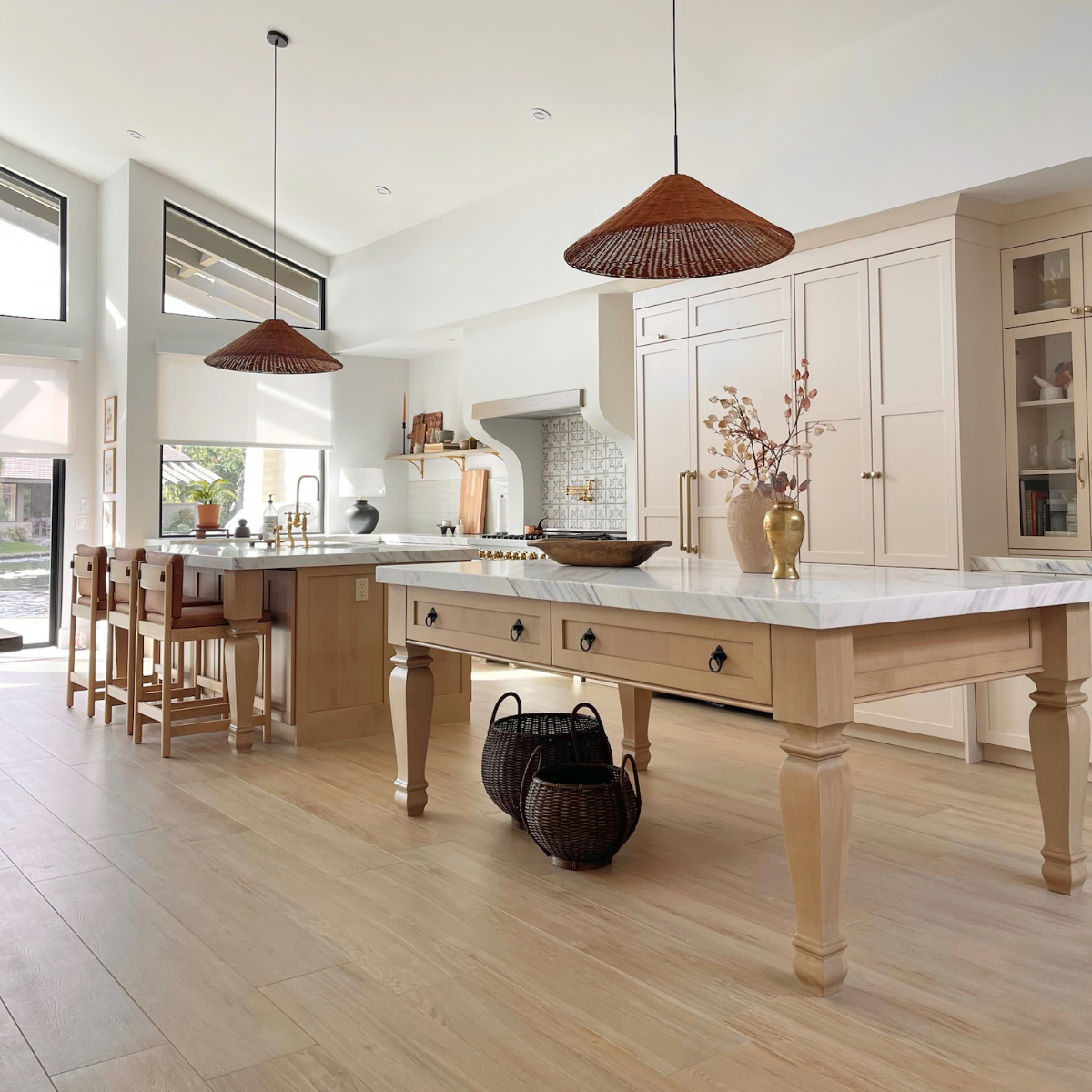 transitional cabinetry kitchen view 4 | PP430