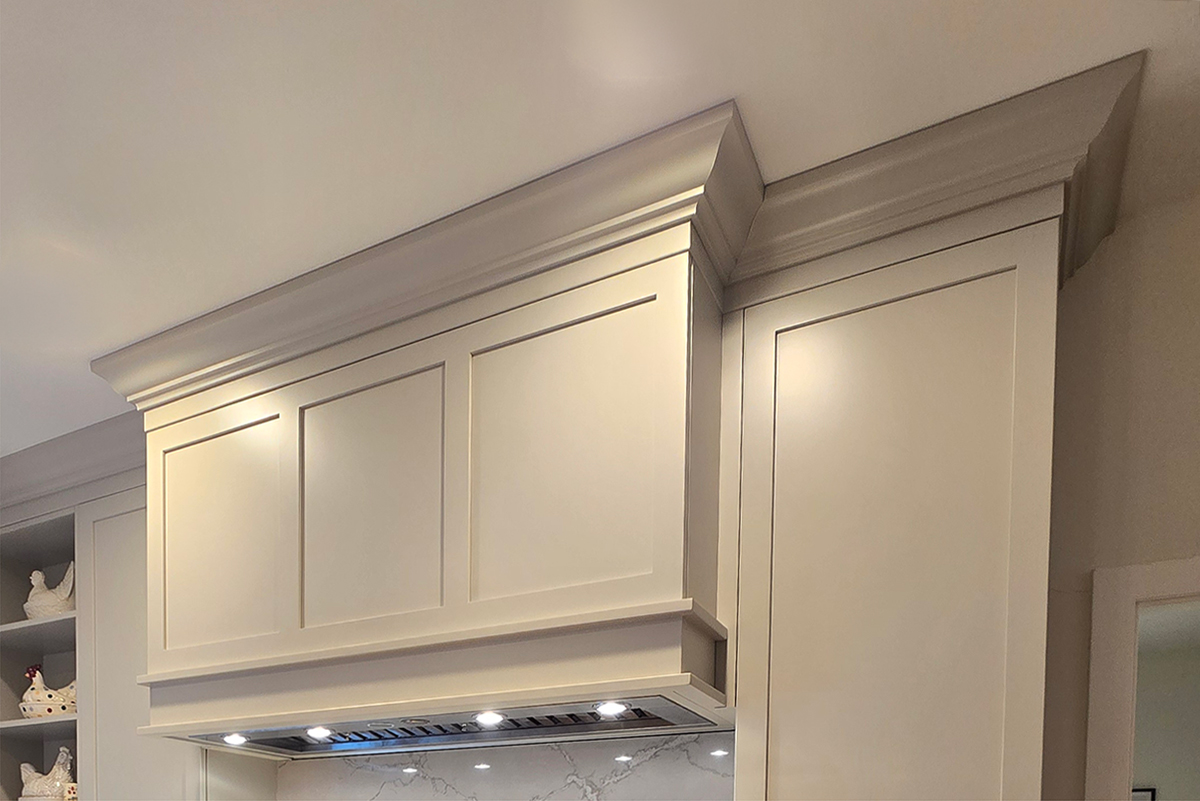 molding | large heavy crown with carrier